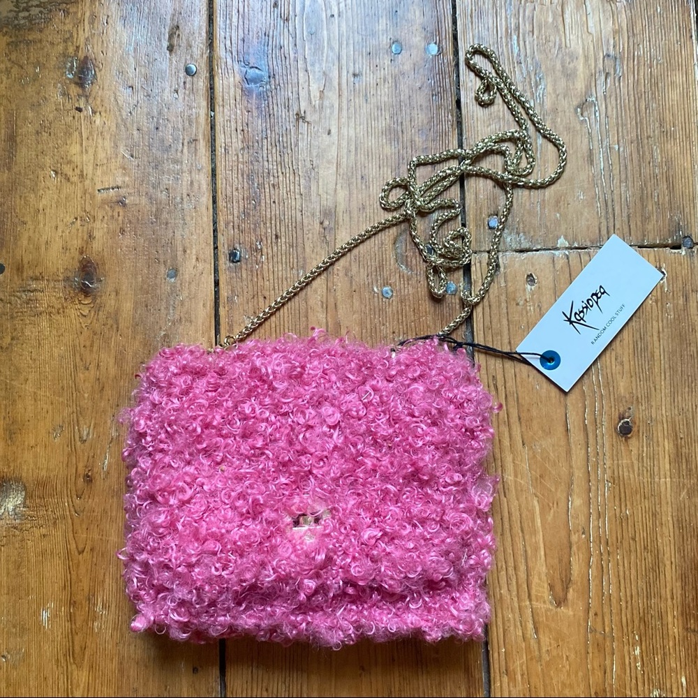Kassiopea Pink Furry Clutch